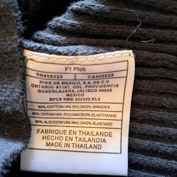 Nike Black Rib Knit Hooded Athletic Full Zip Vest Size Medium - Picture 7 of 7